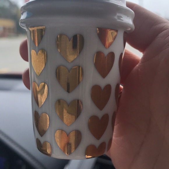 Meet your Posher, Tonyia - Picture 1 of 1